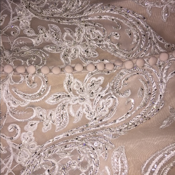 Stella York wedding dress 👰🏻 - Picture 4 of 8